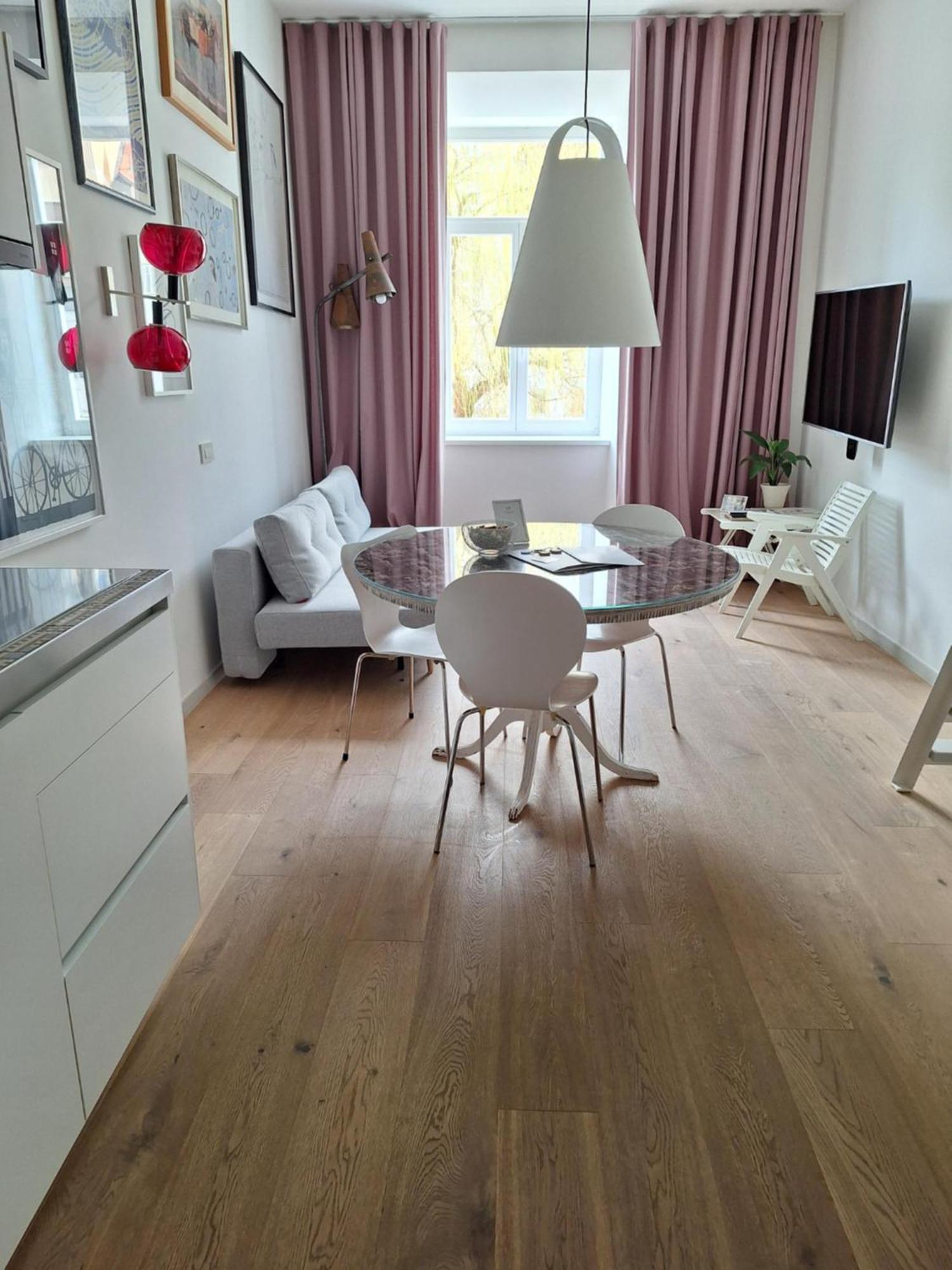 Tromostovje Apartments Ljubljana Ngoại thất bức ảnh
